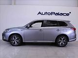 Mitsubishi Outlander 2,4 PHEV 4x4.