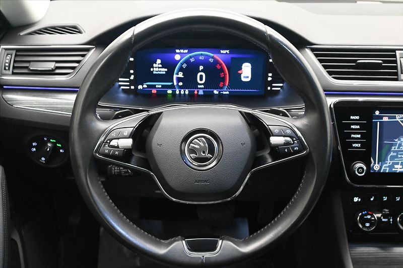 Škoda Superb 2,0 TDI 147kW STYLE DSG Záruka - fotka 18 z 33