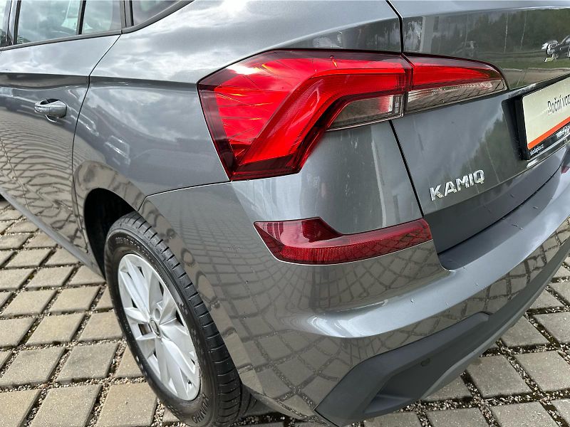 Škoda Kamiq 1,0 TSI / 85 kW Selection - fotka 20 z 22