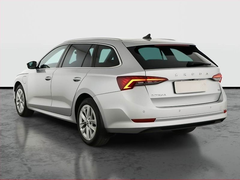 Škoda Octavia (2021) Style 1.4 TSI iV - fotka 4 z 22