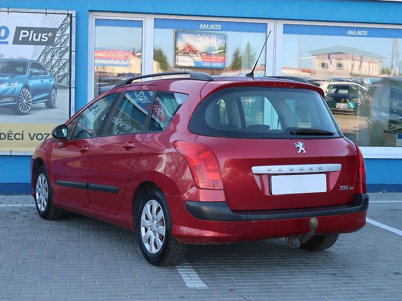 Peugeot 308 (2010) 1.6 HDi, po STK, Tažné - fotka 4 z 16