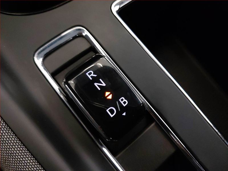 Škoda Enyaq (2021) Suite 60 (62 kWh), SoH 92% - fotka 18 z 23