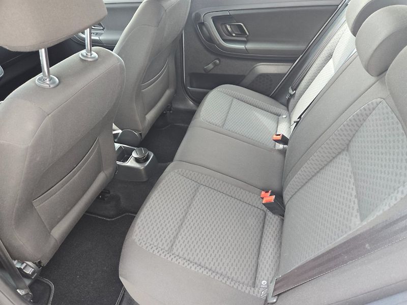 Škoda Fabia (2010) 1.2 TSI Serviska - fotka 15 z 39