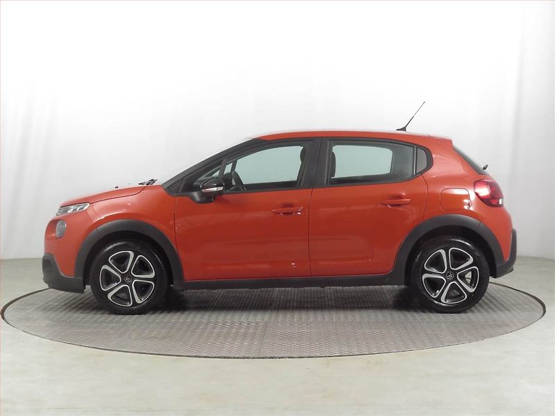 Citroën C3 (2021) 1.2 PureTech, Serv.kniha - fotka 3 z 19