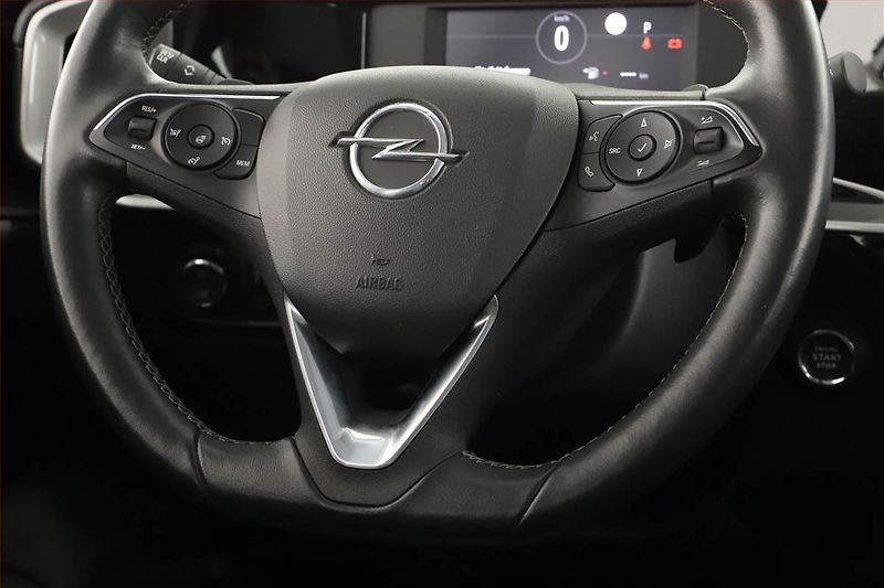 Opel Mokka (2024) Elegance 1.2 Turbo - fotka 19 z 21