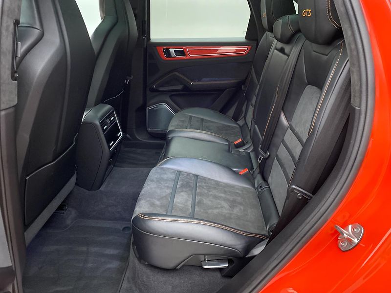 Porsche Cayenne GTS 4.0 V8 4x4 AUT CZ Záruka - fotka 5 z 72