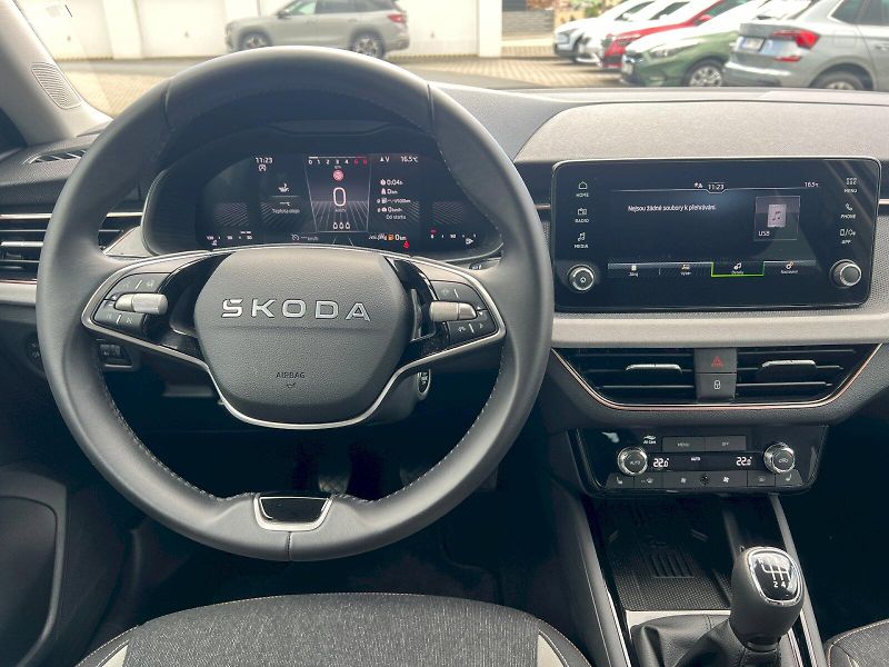 Škoda Kamiq (2025) Top Selection 1.0TSi 85kW 6°ma - fotka 21 z 29