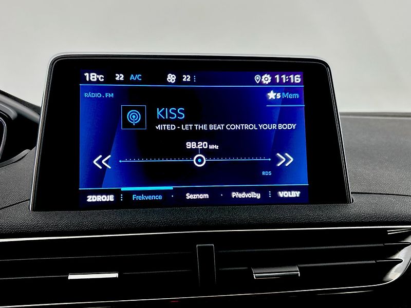 Peugeot 5008 Active, 7 míst - fotka 40 z 56