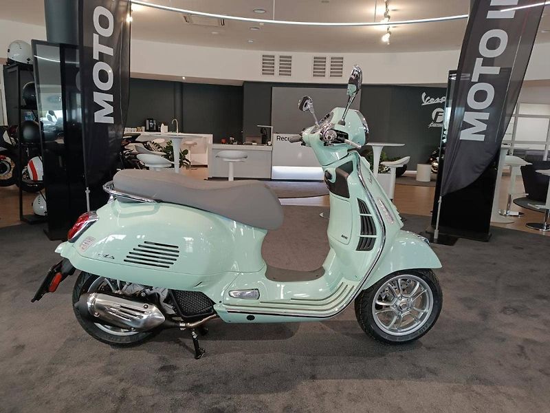 Vespa GTS 125 (2026) Verde Amabile E5+ - fotka 14 z 15