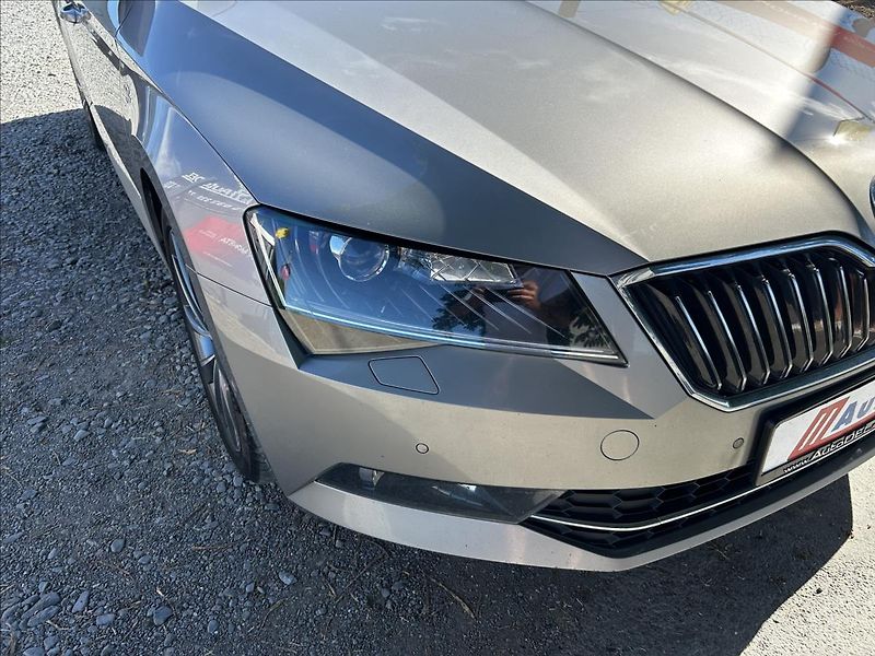 Škoda Superb 2,0 TDi 4x4  L&K DPH WEBASTO - fotka 42 z 50