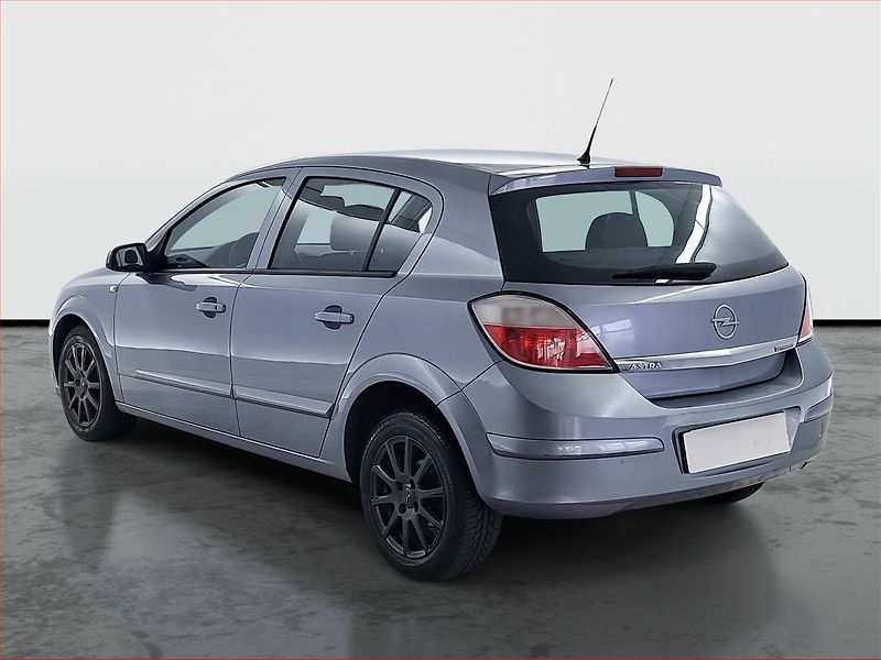 Opel Astra (2005) 1.6 16V, jezdí dobře - fotka 4 z 16