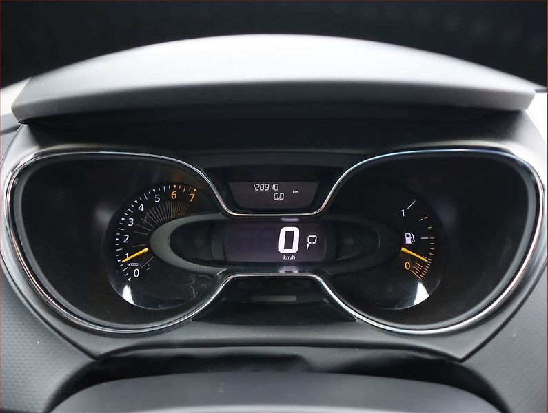 Renault Captur (2014) 1.2 TCe, Automat, Serv.kniha - fotka 11 z 17