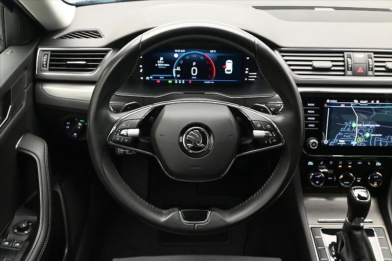 Škoda Superb 2,0 TDI 110 kW DSG Style Záruk - fotka 18 z 31