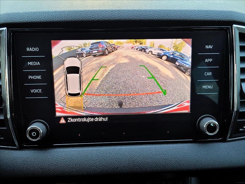 Škoda Karoq 1,0 Zálohováno !TSI,Style,TFT, - fotka 28 z 44