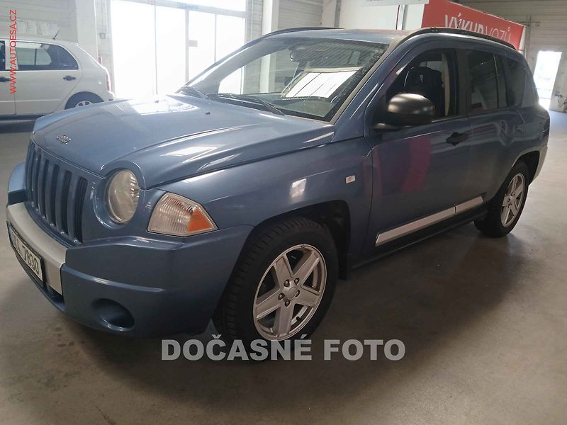Jeep Compass (2007) 2.4 4x4, kůže, AC - fotka 1 z 3
