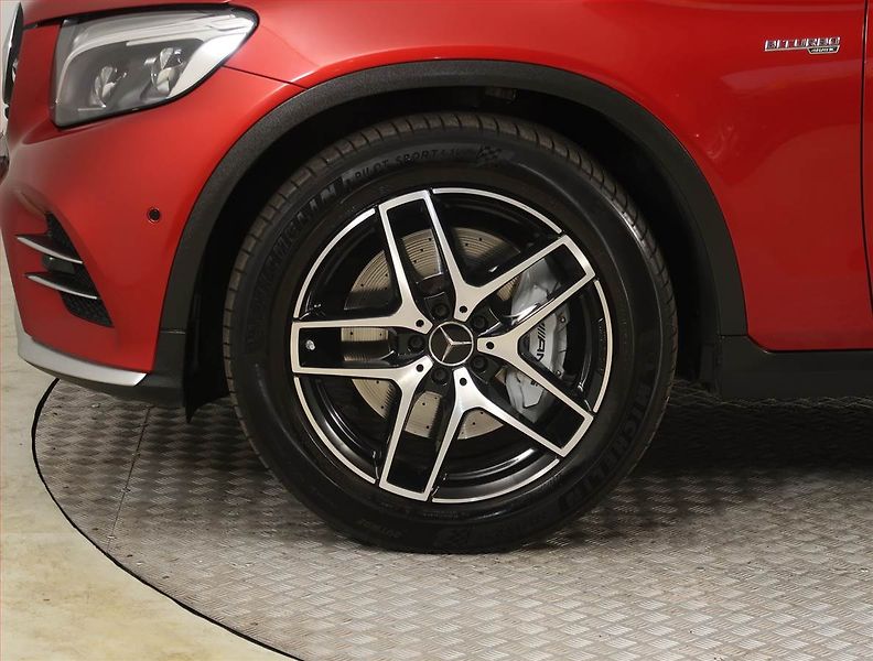 Mercedes-Benz GLC (2017) 43 AMG - fotka 14 z 23