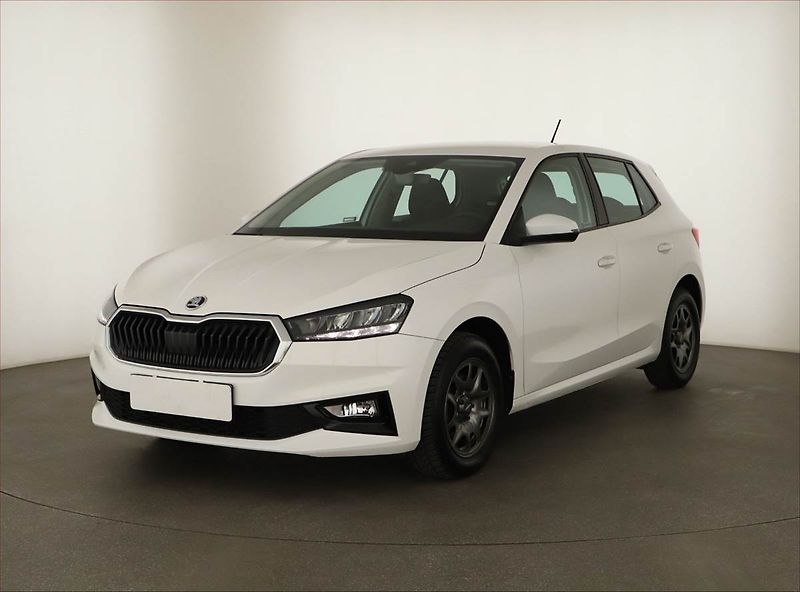 Škoda Fabia (2023) Ambition 1.0 TSI, ČR,1.maj - fotka 2 z 17