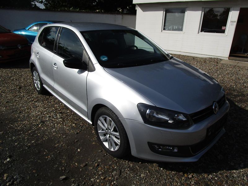 Volkswagen Polo (2011) 1,2TSI-77KW-NOVÁ STK+OLEJ - fotka 1 z 15