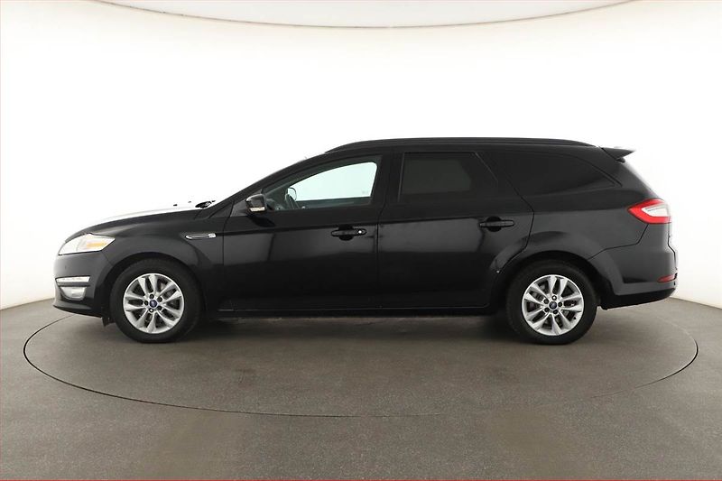 Ford Mondeo (2012) 2.0 TDCi, Navi, Tempomat - fotka 3 z 16