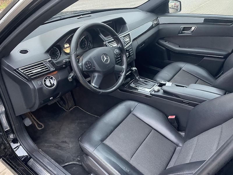 Mercedes-Benz Třídy E (2011) 250cdi T 4M 150kw - fotka 30 z 49