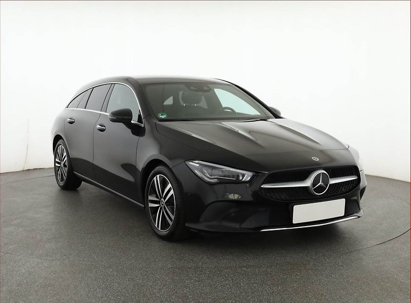 Mercedes-Benz CLA (2021) 220 d 4MATIC - fotografie inzerátu