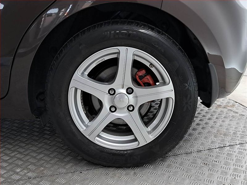Kia Rio (2012) 1.4 CVVT - fotka 14 z 16