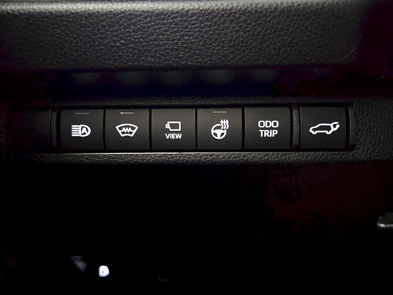 Toyota RAV4 (2025) 2.5PHEV 306k AWD SELECTION - fotka 28 z 31