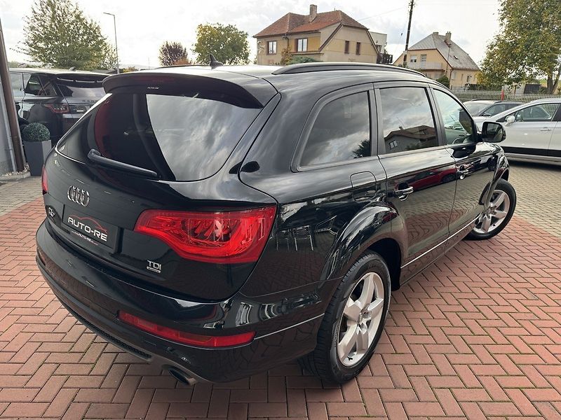 Audi Q7 (2012) 3.0TDi S-Line Vzduch Panorama - fotka 2 z 50