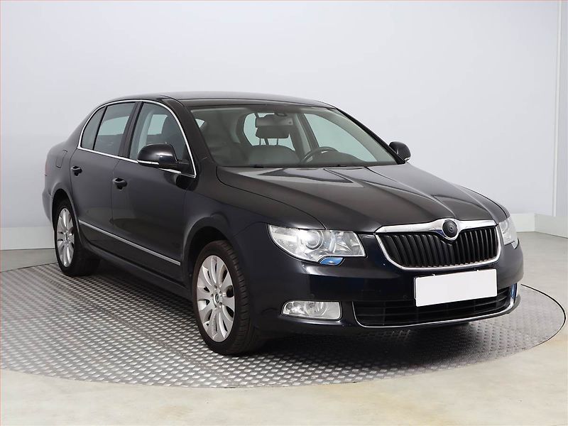 Škoda Superb (2011) Elegance 1.4 TSI, Navi, Xenony - fotografie inzerátu