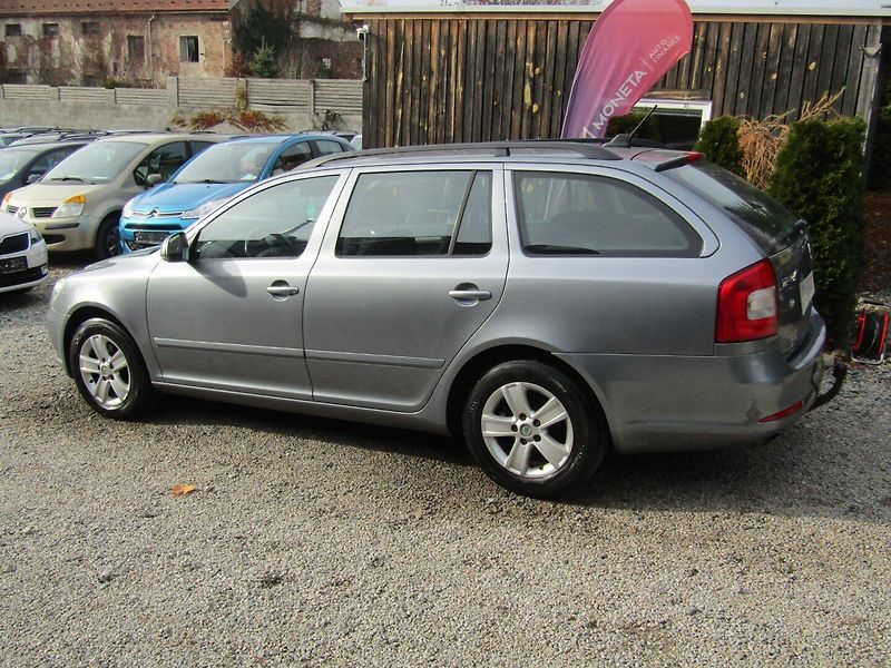 Škoda Octavia (2013) 1.6 TDI 77kW NAVIGACE - fotka 4 z 38