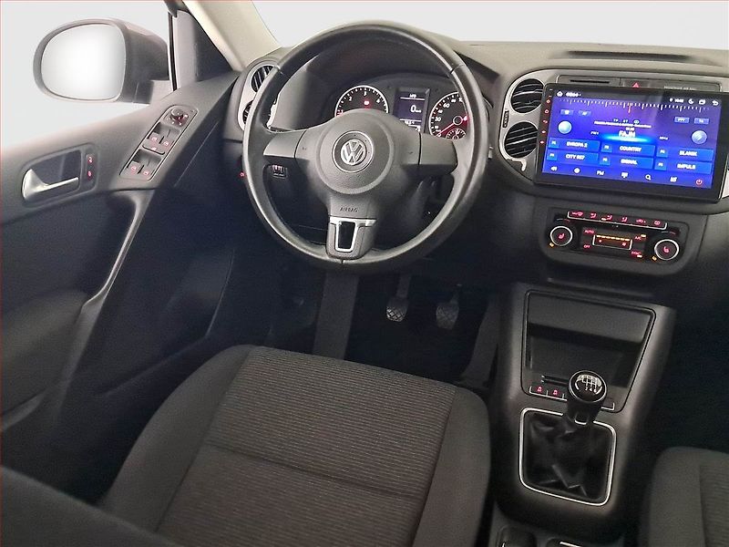 Volkswagen Tiguan (2013) 2.0 TDI, Park. senzory - fotka 7 z 18