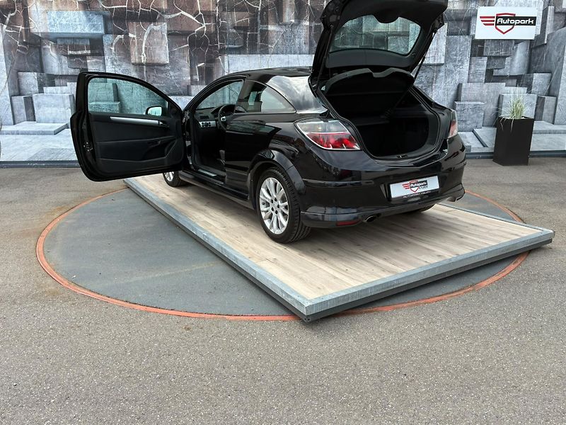 Opel Astra (2008) 1.9 CDTi, 110KW, GTC - fotka 9 z 29