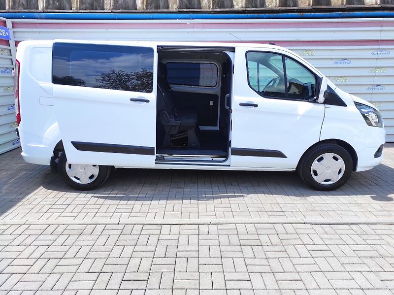 Ford Transit Custom 2.0EcoBlue mHev, L2, 6 míst,TZ - fotka 6 z 42