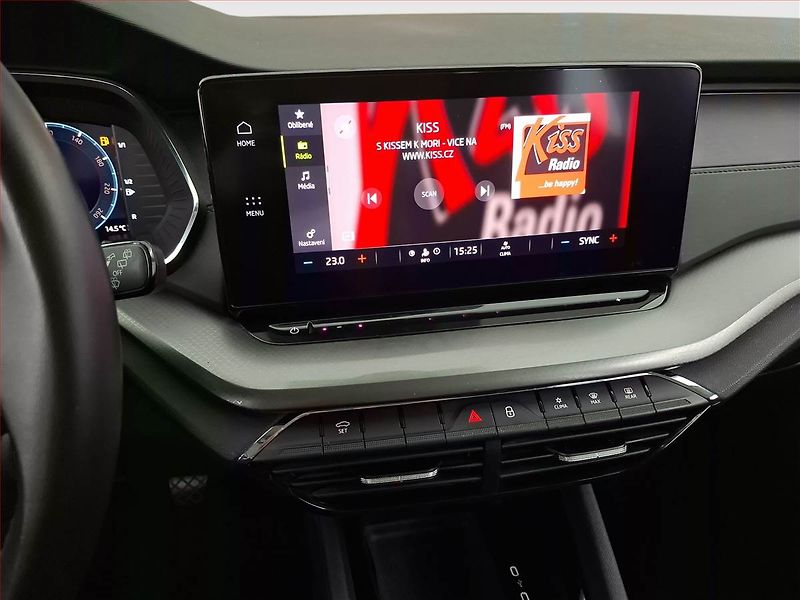 Škoda Octavia (2021) Ambition 1.5 TSI, ČR,1.maj - fotka 12 z 17