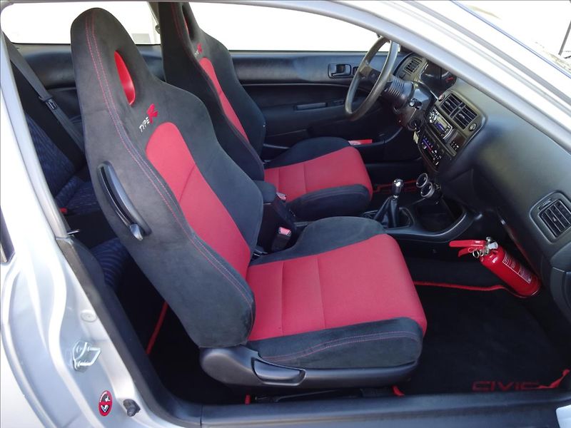 Honda Civic 1,6VTI 118kW - fotka 28 z 51