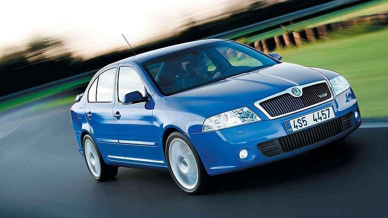 Škoda Rapid.
