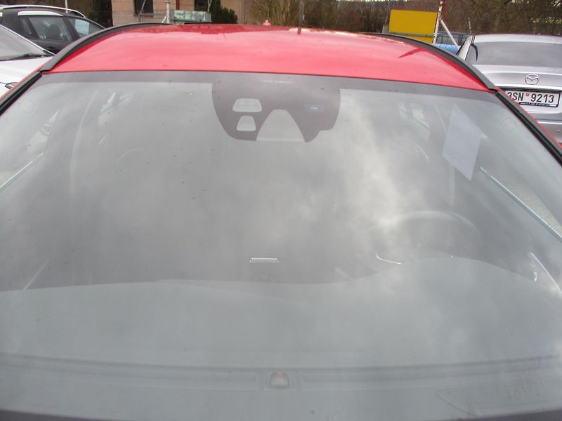 Volvo V60 (2011) combi 2,0 D  servis Volvo - fotka 13 z 13