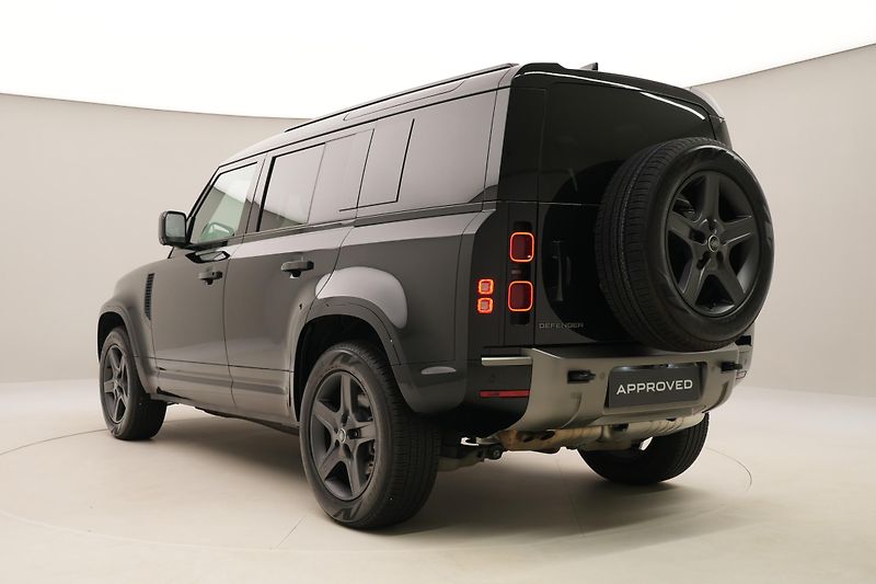 Land Rover Defender 110 D300 X-DYNAMIC SE AWD CZ - fotka 10 z 48