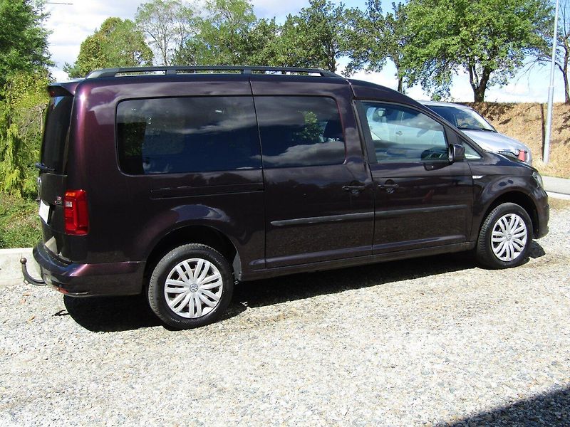 Volkswagen Caddy (2018) MAXI 2.0 TDI 110kW DSG 4X4 - fotka 10 z 36