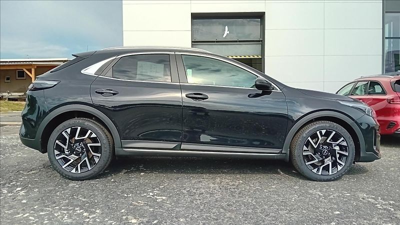 Kia XCeed 1,6 T-GDi 7DCT STEEL E. 132 - fotka 4 z 8