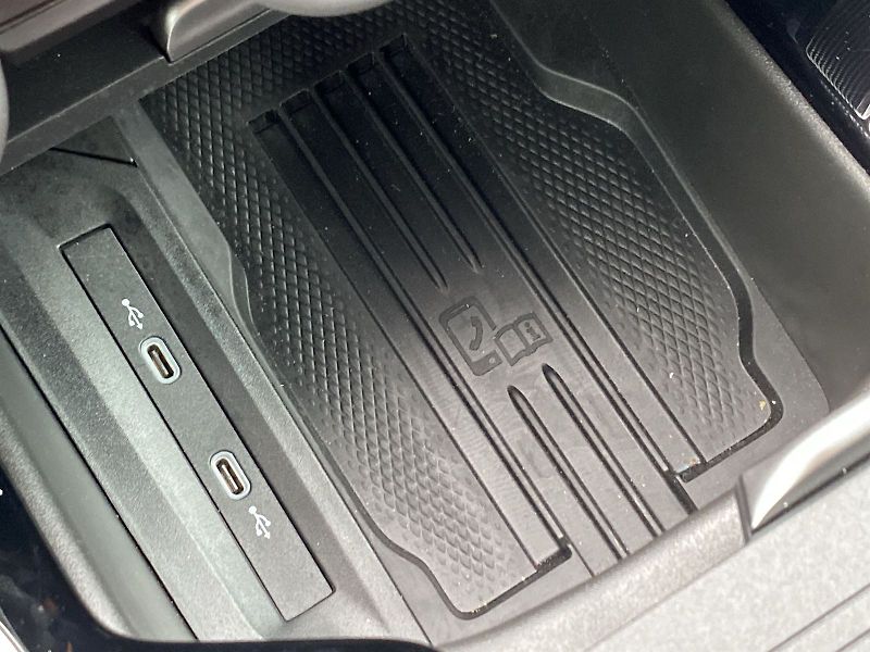 Škoda Superb (2025) Combi 2.0 TDI 4x4 DSG Sportlin - fotka 20 z 39