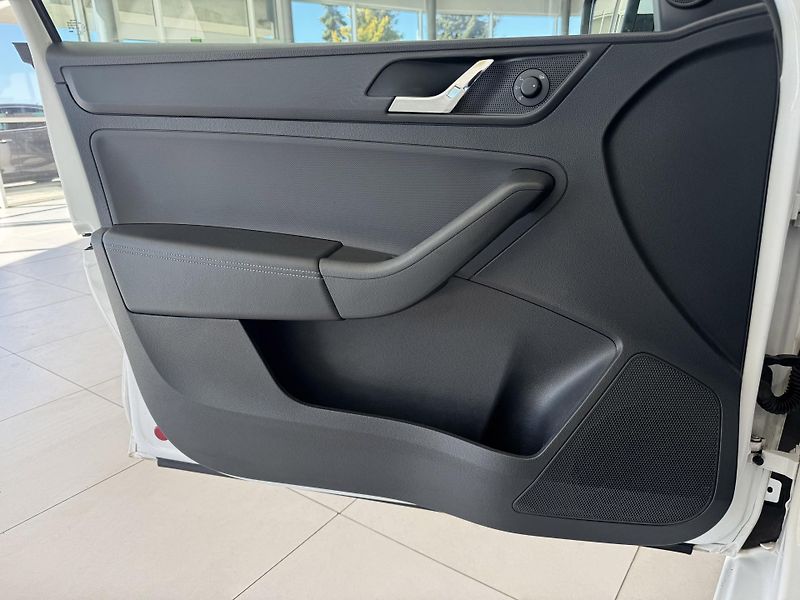 Škoda Rapid 1,4TDI Ambition Plus*TopStav - fotka 24 z 29