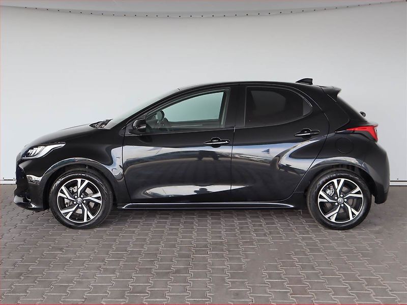 Toyota Yaris (2025) Style 1.5 VVT-i Hybrid - fotka 3 z 26