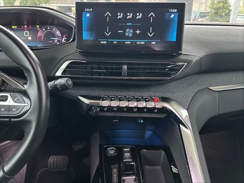 Peugeot 5008 1,2 PT 130 Allure Pack AT - fotka 10 z 11