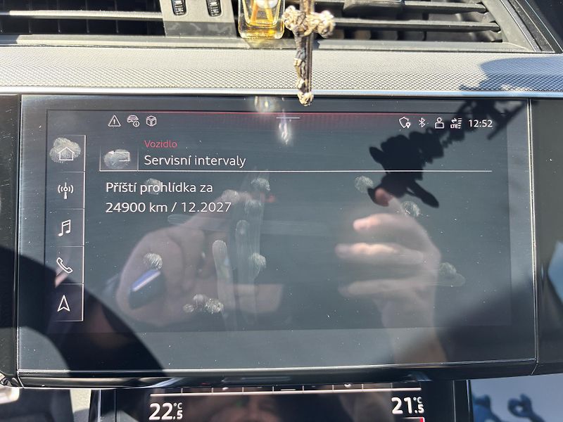 Audi Q8 e-tron (2023) S-Line 55 300kW 114kWh Matrix  - fotka 34 z 41