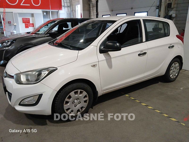 Hyundai i20 (2013) 1.2 i, ČR - fotka 1 z 3