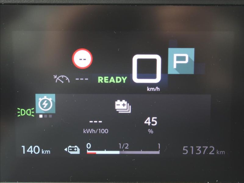 Citroën ë-C4 0,1 46kWh Shine NAVI Záruka ČR - fotka 23 z 23