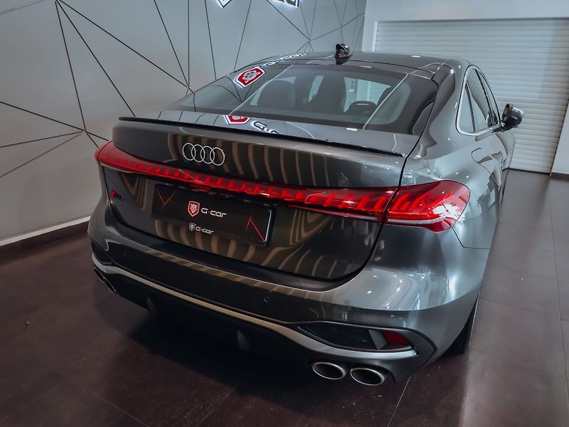 Audi S5 Sedan quattro 3.0TFSI - fotka 6 z 28
