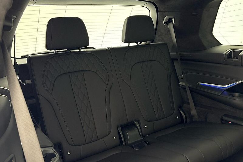 BMW X7 xDrive40d - fotka 15 z 30