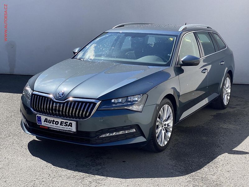 Škoda Superb (2021) 2.0 TFSi, 1.maj,ČR, Ambition - fotka 3 z 18